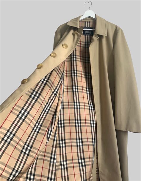 trench coat burberry homme vintage|1980s burberry trench coat.